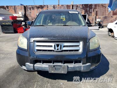 Piąte zdjęcie samochodu w środku: 2006 HONDA PILOT EX VIN:5FNYF28516B025500 - miniatura
