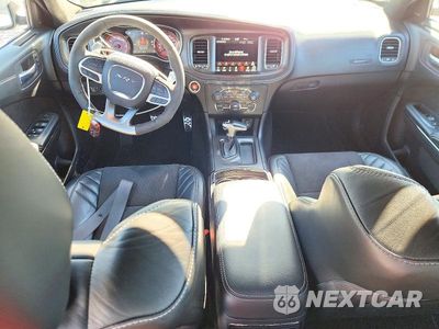 Zdjęcie 8 z 12 samochodu: 2021 DODGE CHARGER SRT HELLCAT VIN:2C3CDXL91MH668108 - miniatura