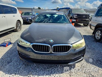 Piąte zdjęcie samochodu w środku: 2018 BMW 530XE VIN:WBAJB1C54JB374822 - miniatura
