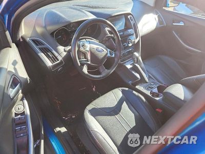Zdjęcie 8 z 12 samochodu: 2014 FORD FOCUS TITANIUM VIN:1FADP3N22EL338603 - miniatura