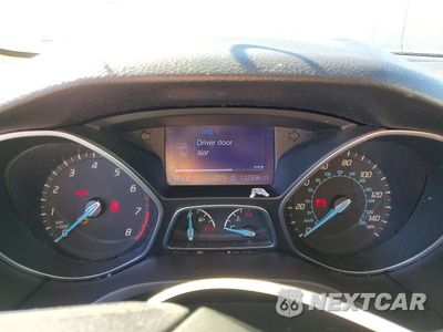 Zdjęcie 9 z 12 samochodu: 2013 FORD FOCUS SE VIN:1FADP3F28DL185044 - miniatura