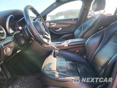Zdjęcie 7 z 12 samochodu: 2019 MERCEDES-BENZ C 300 4MATIC VIN:55SWF8EB9KU296995 - miniatura
