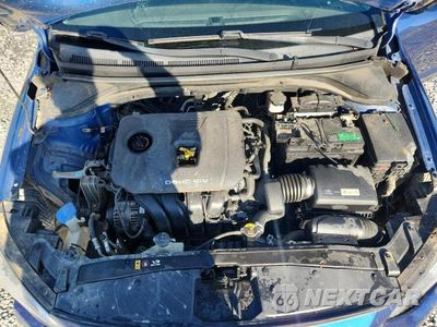 Zdjęcie 11 z 12 samochodu: 2018 HYUNDAI ELANTRA VALUE EDITION VIN:5NPD84LF3JH365391 - miniatura