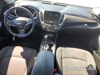 Zdjęcie 8 z 12 samochodu: 2020 CHEVROLET MALIBU LT VIN:1G1ZD5ST5LF092409 - miniatura