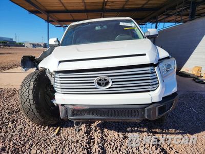 Piąte zdjęcie samochodu w środku: 2014 TOYOTA TUNDRA CREWMAX PLATINUM VIN:5TFAW5F11EX339655 - miniatura