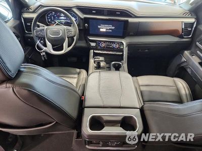 Zdjęcie 8 z 12 samochodu: 2025 GMC SIERRA K1500 DENALI VIN:3GTUUGE83SG185091 - miniatura