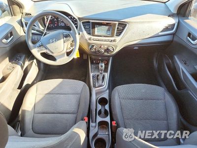 Zdjęcie 8 z 12 samochodu: 2019 HYUNDAI ACCENT SE VIN:3KPC24A35KE065332 - miniatura