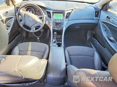 Zdjęcie 8 z 12 samochodu: 2011 HYUNDAI SONATA SE VIN:5NPEC4ACXBH142200 - miniatura