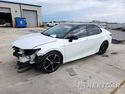 2018 TOYOTA CAMRY XSE 4T1B61HK9JU089804 - główne zdjęcie licytacji z USA - miniatura