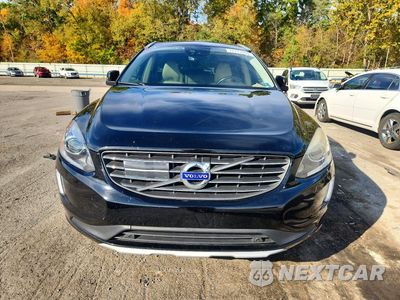 Piąte zdjęcie samochodu w środku: 2016 VOLVO XC60 T5 PLATINUM VIN:YV4612RM2G2791393 - miniatura