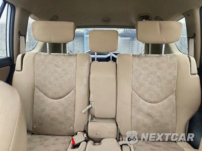 Zdjęcie 10 z 14 samochodu: 2010 TOYOTA RAV4 BASE VIN:2T3BF4DV4AW030250 - miniatura