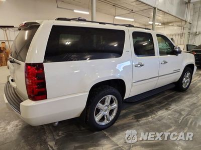 Trzecie zdjęcie samochodu z tyłu: 2014 CHEVROLET SUBURBAN K1500 LTZ VIN:1GNSKKE70ER209141 - miniatura