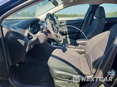 Zdjęcie 7 z 12 samochodu: 2017 CHEVROLET CRUZE LT VIN:1G1BE5SM5H7171085 - miniatura