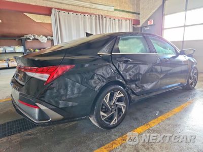 Trzecie zdjęcie samochodu z tyłu: 2024 HYUNDAI ELANTRA SEL VIN:KMHLS4DG0RU811532 - miniatura