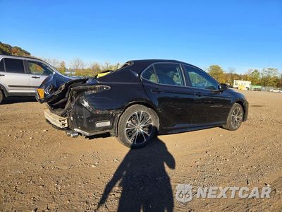 Trzecie zdjęcie samochodu z tyłu: 2018 TOYOTA CAMRY SE VIN:4T1B11HK2JU627855 - miniatura