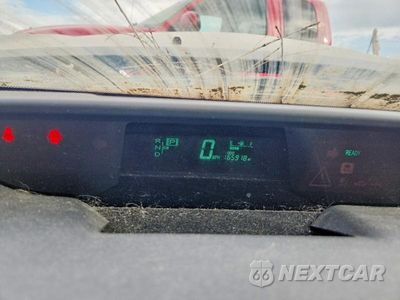 Zdjęcie 9 z 12 samochodu: 2008 TOYOTA PRIUS TOURING VIN:JTDKB20U483390127 - miniatura