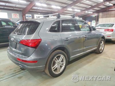 Trzecie zdjęcie samochodu z tyłu: 2017 AUDI Q5 PREMIUM VIN:WA1C2AFP3HA089645 - miniatura