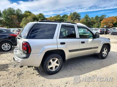 Trzecie zdjęcie samochodu z tyłu: 2004 CHEVROLET TRAILBLAZER LS VIN:1GNDT13S442219167 - miniatura