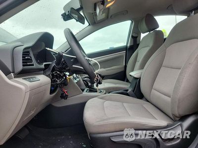 Zdjęcie 7 z 12 samochodu: 2019 HYUNDAI ELANTRA SEL VIN:KMHD84LF3KU838709 - miniatura