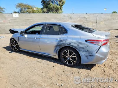 Drugie zdjęcie samochodu z przodu: 2018 TOYOTA CAMRY SE VIN:4T1B11HK2JU079923 - miniatura