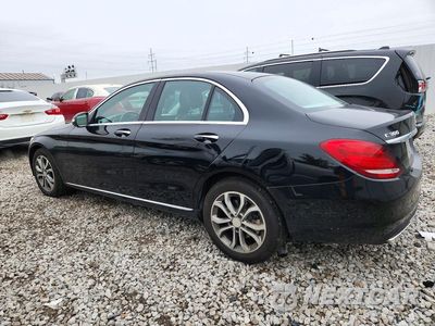 Drugie zdjęcie samochodu z przodu: 2015 MERCEDES-BENZ C 300 4MATIC VIN:55SWF4KB5FU033552 - miniatura