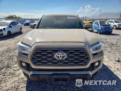 Piąte zdjęcie samochodu w środku: 2020 TOYOTA TACOMA TRD OFF-ROAD VIN:3TMDZ5BN3LM088301 - miniatura