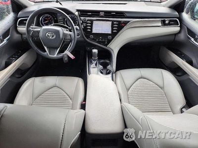 Zdjęcie 8 z 12 samochodu: 2018 TOYOTA CAMRY SE VIN:4T1B11HK2JU582206 - miniatura