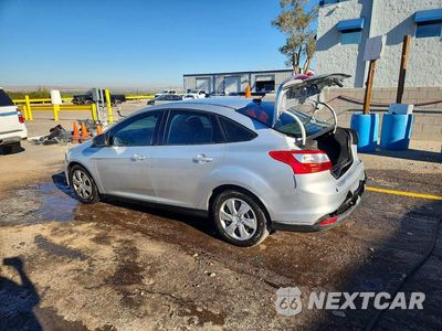 Trzecie zdjęcie samochodu z tyłu: 2012 FORD FOCUS SE VIN:1FAHP3F26CL313555 - miniatura