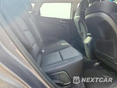 Zdjęcie 11 z 13 samochodu: 2018 HYUNDAI TUCSON SE VIN:KM8J23A42JU755187 - miniatura