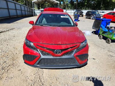 Piąte zdjęcie samochodu w środku: 2023 TOYOTA CAMRY SE VIN:4T1G11AK0PU166227 - miniatura