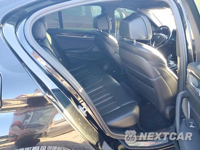 Zdjęcie 10 z 12 samochodu: 2018 BMW 540 XI VIN:WBAJE7C55JWD53029 - miniatura