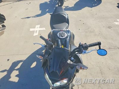 Piąte zdjęcie samochodu w środku: 2020 KAWASAKI ER650 K VIN:ML5EREK11LDA13297 - miniatura