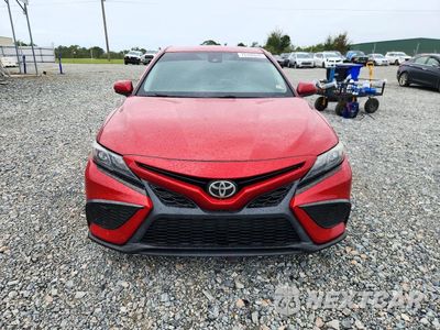 Piąte zdjęcie samochodu w środku: 2021 TOYOTA CAMRY SE VIN:4T1G11AK5MU411681 - miniatura