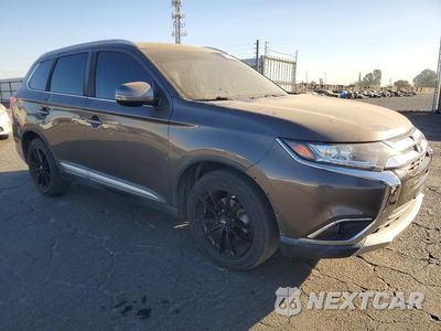 Czwarte zdjęcie samochodu z boku: 2017 MITSUBISHI OUTLANDER SE VIN:JA4AD3A36HZ018829 - miniatura