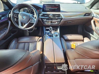 Zdjęcie 8 z 12 samochodu: 2018 BMW 540 I VIN:WBAJE5C52JWA94102 - miniatura