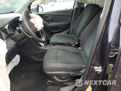 Zdjęcie 7 z 13 samochodu: 2019 CHEVROLET TRAX LS VIN:3GNCJKSB3KL229130 - miniatura