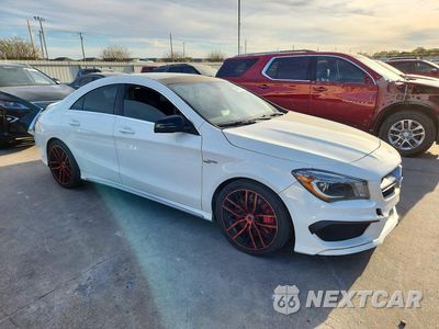 Czwarte zdjęcie samochodu z boku: 2014 MERCEDES-BENZ CLA 45 AMG VIN:WDDSJ5CB3EN053050 - miniatura