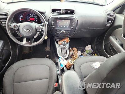 Zdjęcie 8 z 12 samochodu: 2019 KIA SOUL + VIN:KNDJP3A55K7008228 - miniatura
