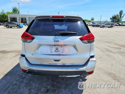Zdjęcie 6 z 13 samochodu: 2017 NISSAN ROGUE S VIN:JN8AT2MT0HW132099 - miniatura