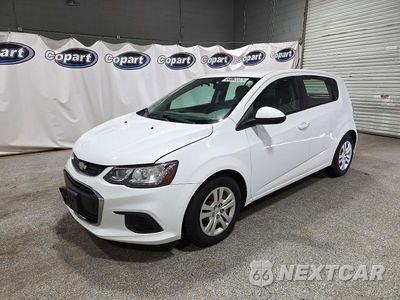 2020 CHEVROLET SONIC 1G1JG6SB9L4135551 - główne zdjęcie licytacji z USA - miniatura