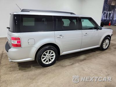 Trzecie zdjęcie samochodu z tyłu: 2019 FORD FLEX SE VIN:2FMGK5B87KBA10904 - miniatura
