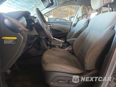 Zdjęcie 7 z 13 samochodu: 2018 HYUNDAI SANTA FE SE VIN:KM8SM4HF1JU269773 - miniatura