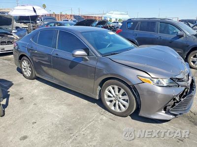 Czwarte zdjęcie samochodu z boku: 2019 TOYOTA CAMRY LE VIN:4T1B11HK4KU803970 - miniatura