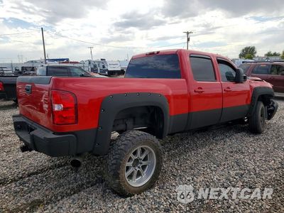 Trzecie zdjęcie samochodu z tyłu: 2009 CHEVROLET SILVERADO K2500 HEAVY DUTY LTZ VIN:1GCHK63679F127306 - miniatura