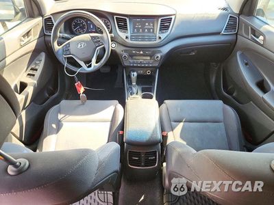 Zdjęcie 8 z 13 samochodu: 2018 HYUNDAI TUCSON VALUE VIN:KM8J33A25JU647318 - miniatura