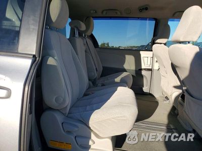 Zdjęcie 11 z 13 samochodu: 2011 TOYOTA SIENNA LE VIN:5TDKK3DC4BS114852 - miniatura