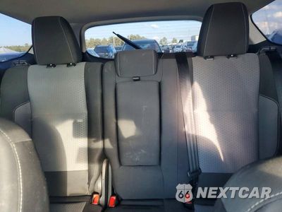 Zdjęcie 10 z 14 samochodu: 2019 FORD ESCAPE SE VIN:1FMCU9GD5KUA86086 - miniatura