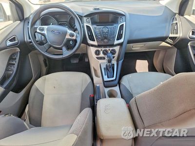 Zdjęcie 8 z 12 samochodu: 2014 FORD FOCUS SE VIN:1FADP3F20EL447060 - miniatura