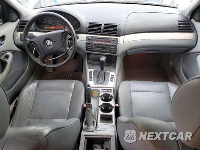 Zdjęcie 8 z 13 samochodu: 2002 BMW 325 I VIN:WBAEV33412PD56040 - miniatura