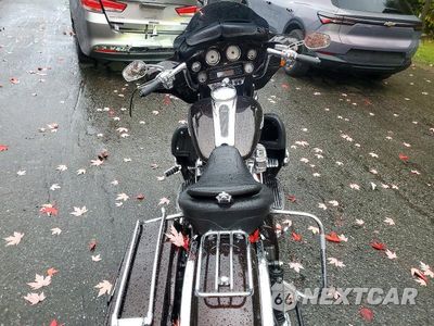 Zdjęcie 6 z 8 samochodu: 2011 HARLEY-DAVIDSON FLHX VIN:1HD1KBM18BB601868 - miniatura